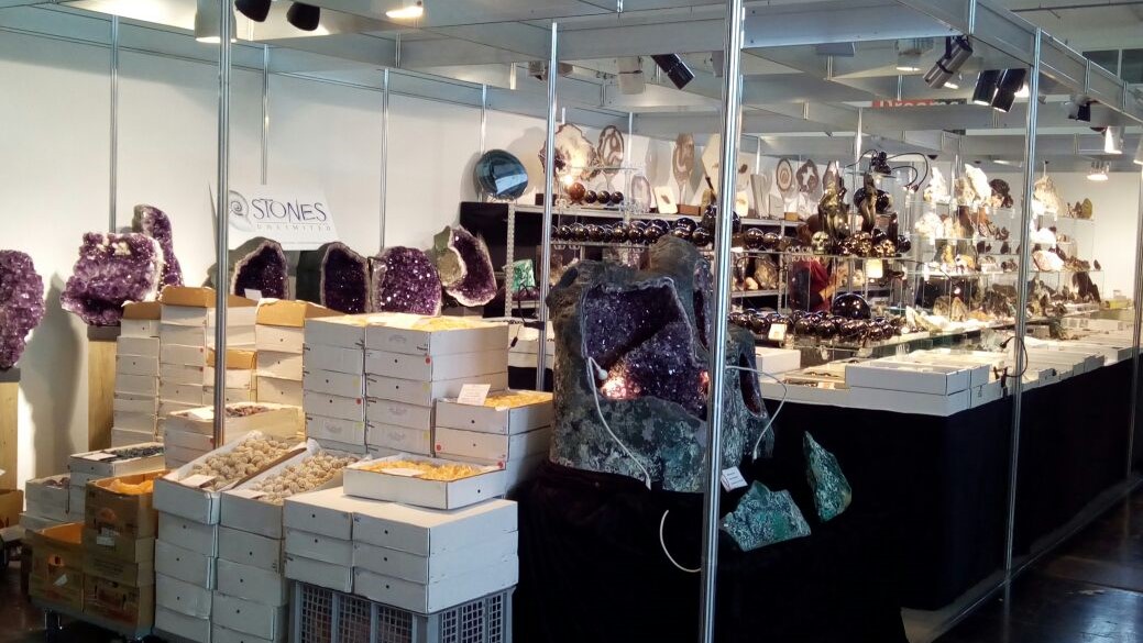 Munich Show 2017 - Booth of Stones unlimited / Peter Griss Munich Show 2017 - My booth with wholesale flats and retail collectors specimen